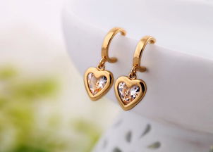 時尚臻品 歐美鑲鉆水晶吊墜耳釘，詮釋女性優雅魅力